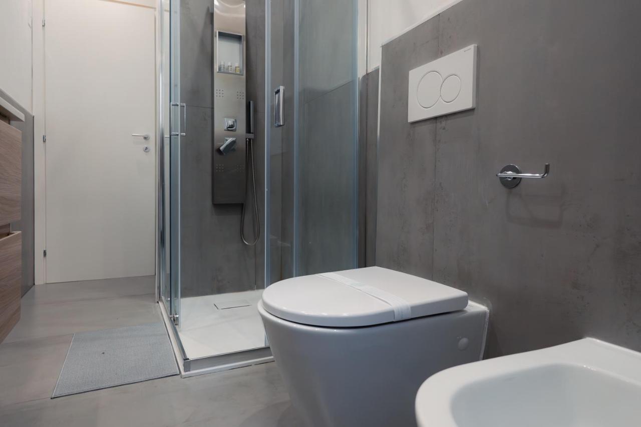 شقة Centro Storico Moderno Trilocale Con Balcone ترييستي المظهر الخارجي الصورة